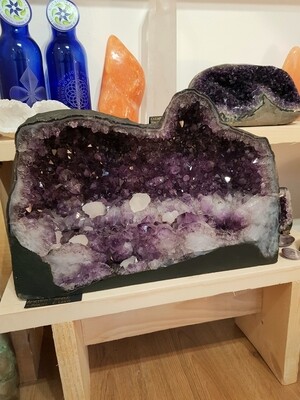 Extra Large Amethyst Temple