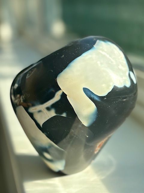 Large Orca Agate Crystal