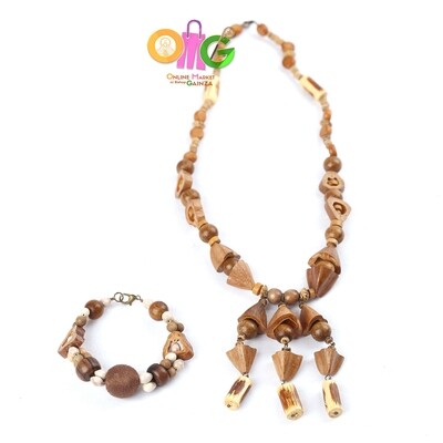 Mom Ofels Print & Crafts - 1 Necklace with Bracelet Set (Wood with Pili Shell)