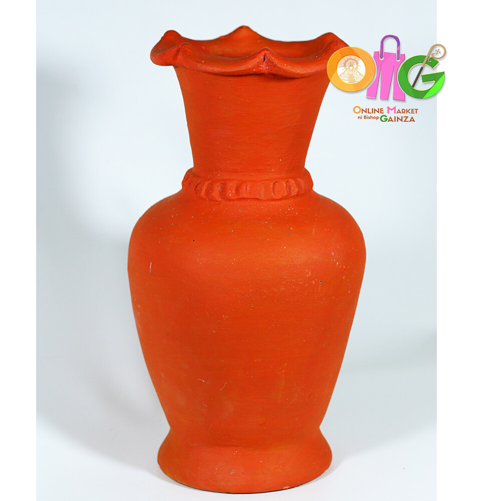 Jun and Jane Pottery Shop - Vase