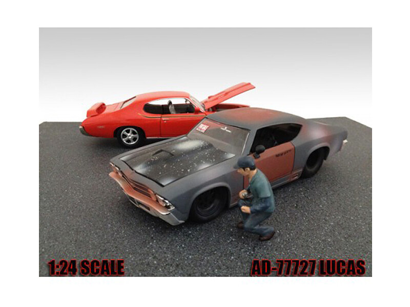 Mechanic Lucas Figure For 1_24 Diecast Model Cars by American Diorama