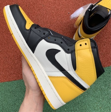 Air Jordan 1 Yellow Toe