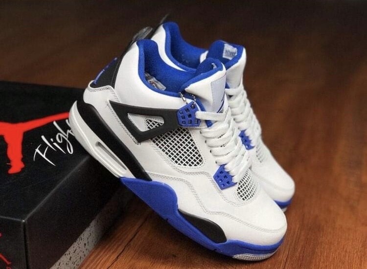 Jordan retro 4’s