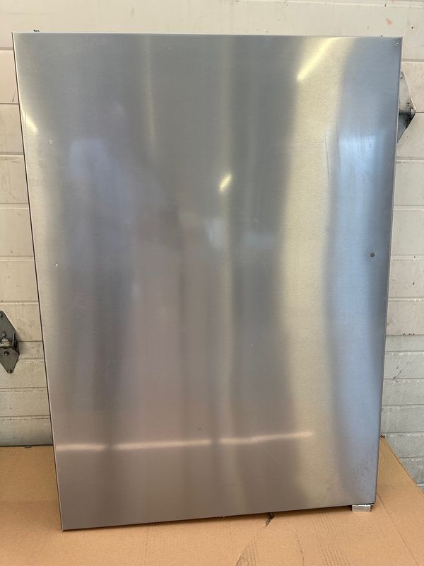 Whirlpool W11575716 Refrigerator Door Assembly Whirlpool W11575716 Refrigerator Door Assembly