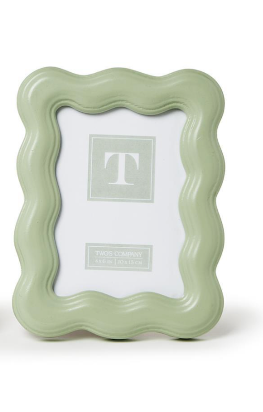Wavy Wood Frame 4x6
