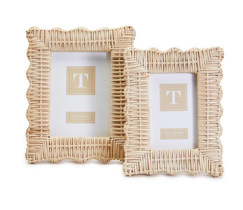 Scallop Wicker Frame 5x7
