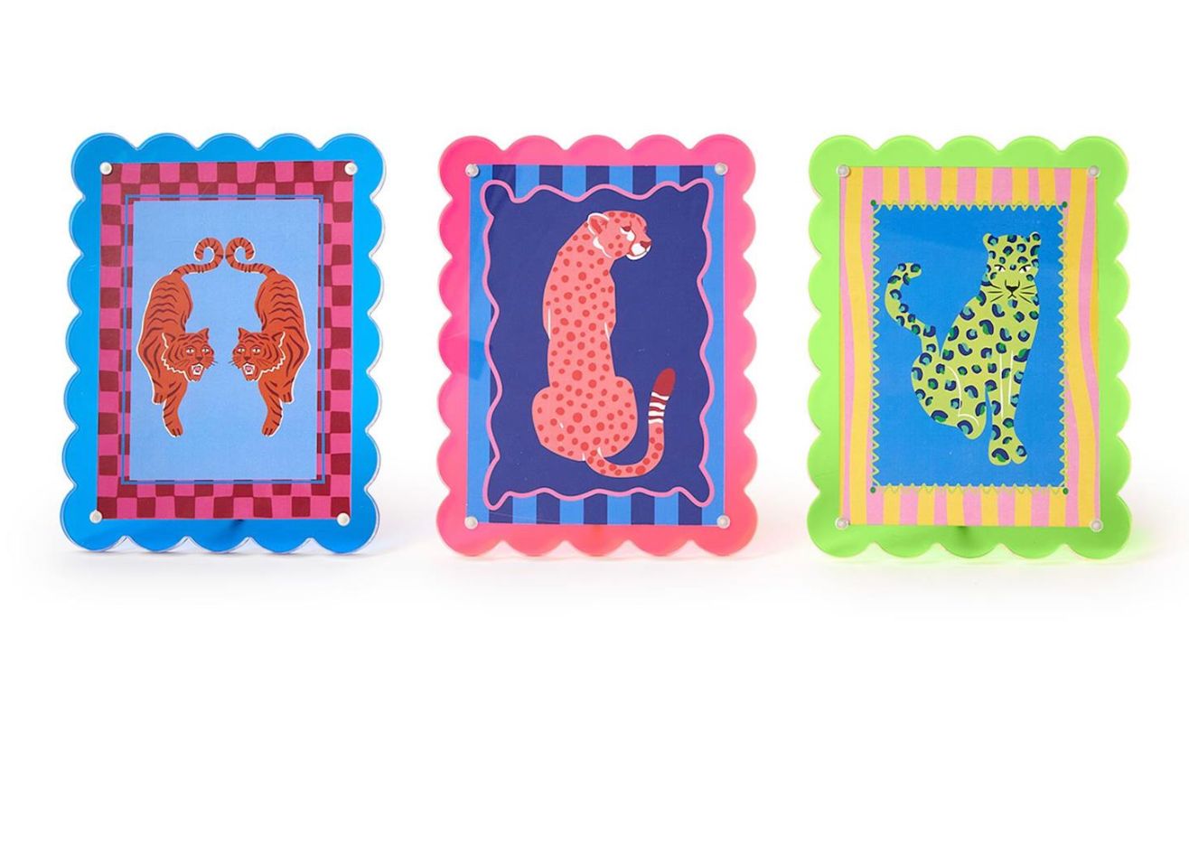 Scalloped Acrylic Frame 5x7