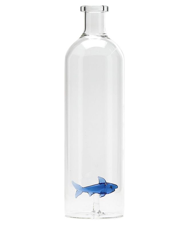 Shark Carafe
