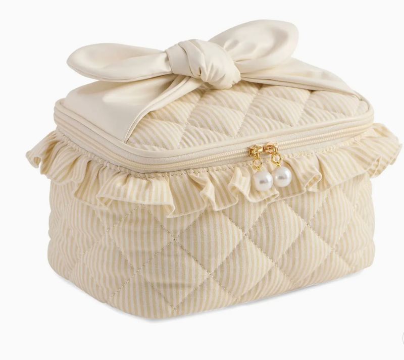 Ruffle Bag