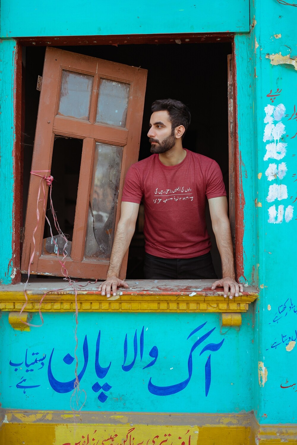 CRIMSON RED - T SHIRT