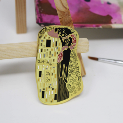 Guscat Klimt The Cat Kiss Artist Pin