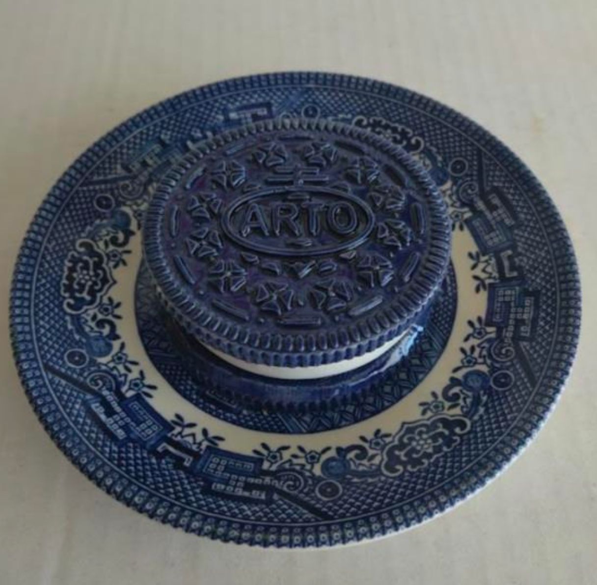 Tony Natsoulas, ARTO Ceramic Cookie