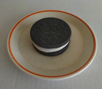 Tony Natsoulas, ARTO Ceramic Cookie