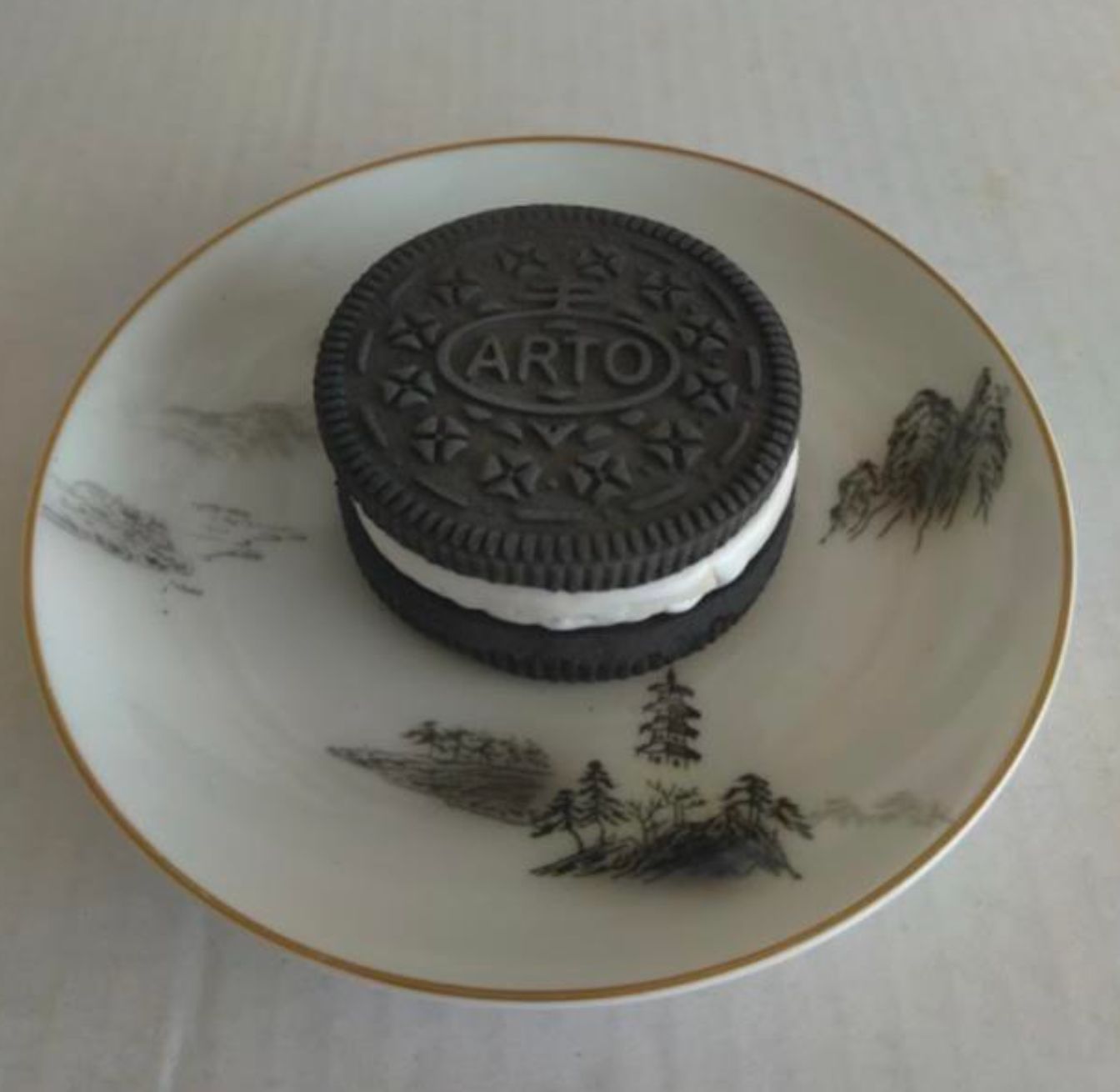 Tony Natsoulas, ARTO Ceramic Cookie