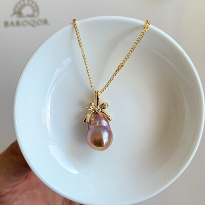 'Pink Terrace' baroque pearl gold necklace 16x11.5mm