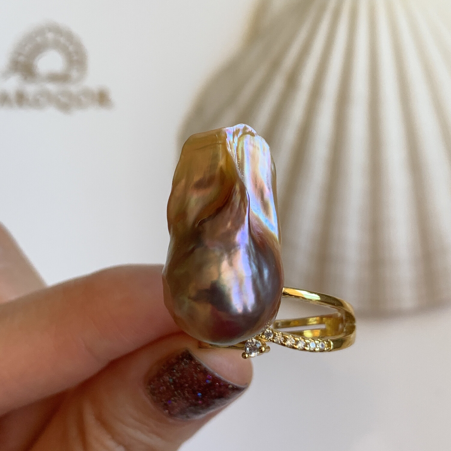 ‘Flame’ Large Baroque pearl Ring 25.5x14mm