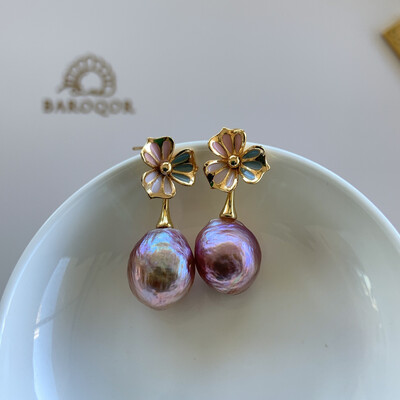 ‘Carefree Sisters’ Lilac Baroque pearl earrings 15x13mm