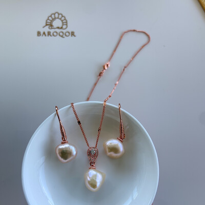‘Rose Diamonds’ Pink Baroque pearl Set 14x12mm