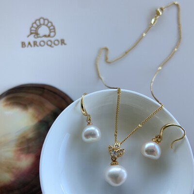 ‘Snow Queen’ White Baroque pearl Set 11-12mmx9.5-10mm