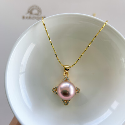 ‘Pink Mirror’ Pink Baroque pearl Necklace 10.6mm