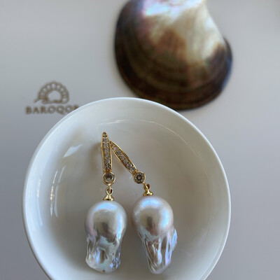 ‘The Winner’ Large Pearl Earrings