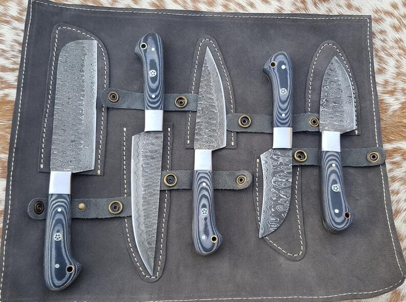 Custom Made Damascus Steel Chef Knives Set 5 PCs with Chopper.