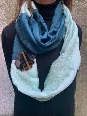 FOULARD SETA CON DETTAGLIO PLEXI