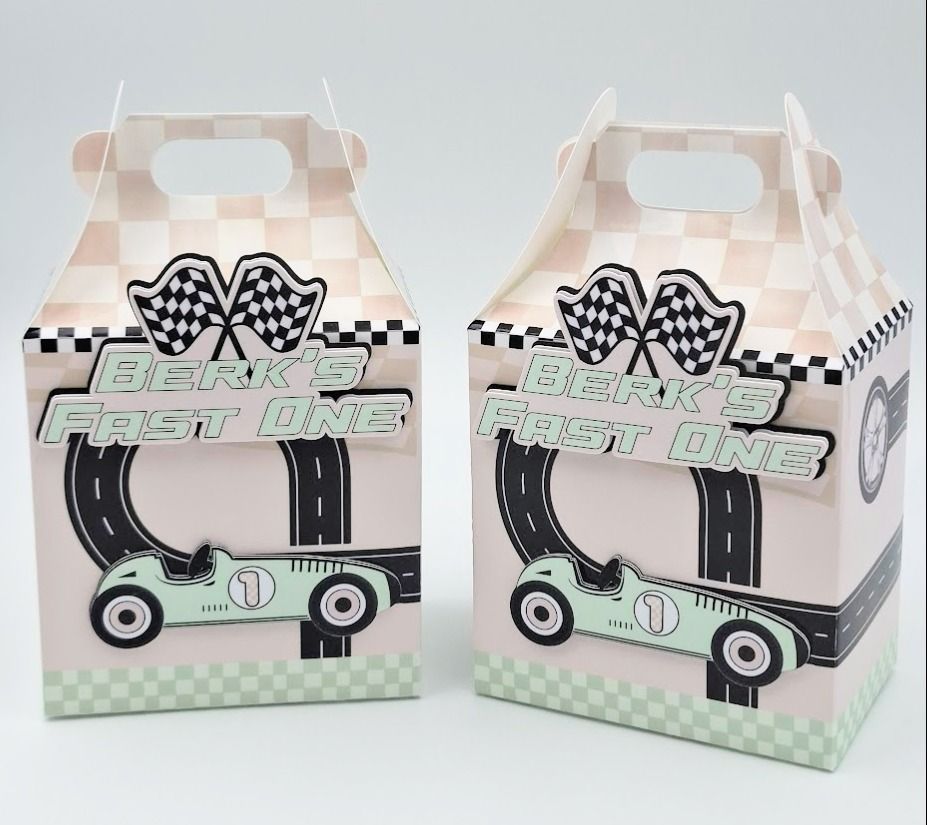 Regular Favor Box Medium (minimum order quantity 6) Regular Favor Box Medium (minimum order quantity 6)