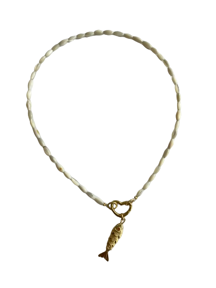 Beige ketting met hart en visje