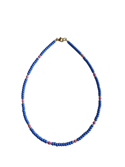 Blauw met roze ketting touch of gold