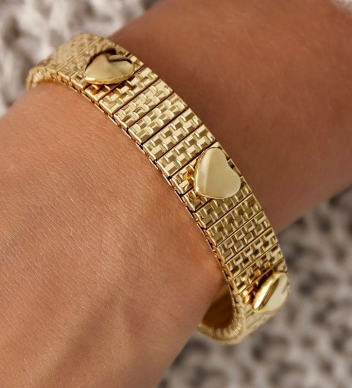 Love Armband