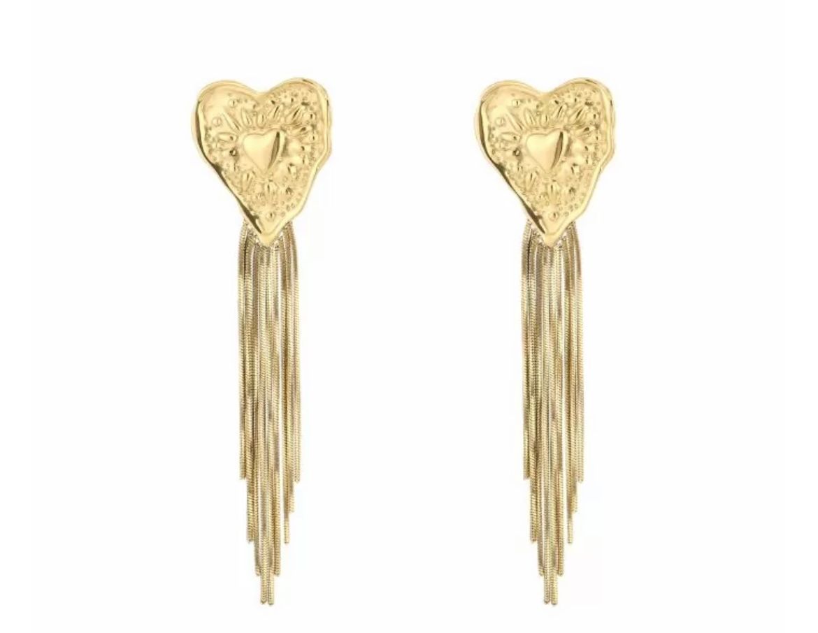 Gouden hart oorbel met sliertjes
