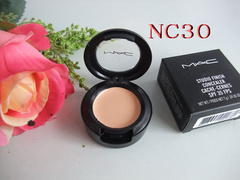 MAC Studio Finish Concealer Nc30