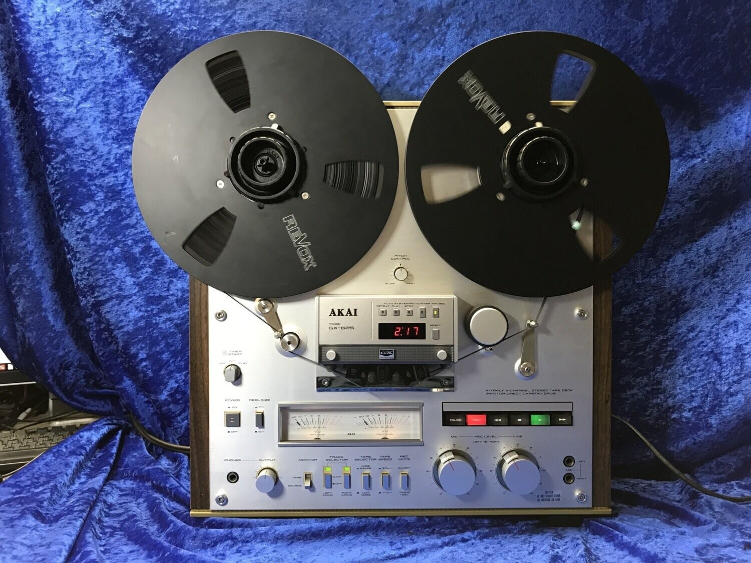 AKAI GX625