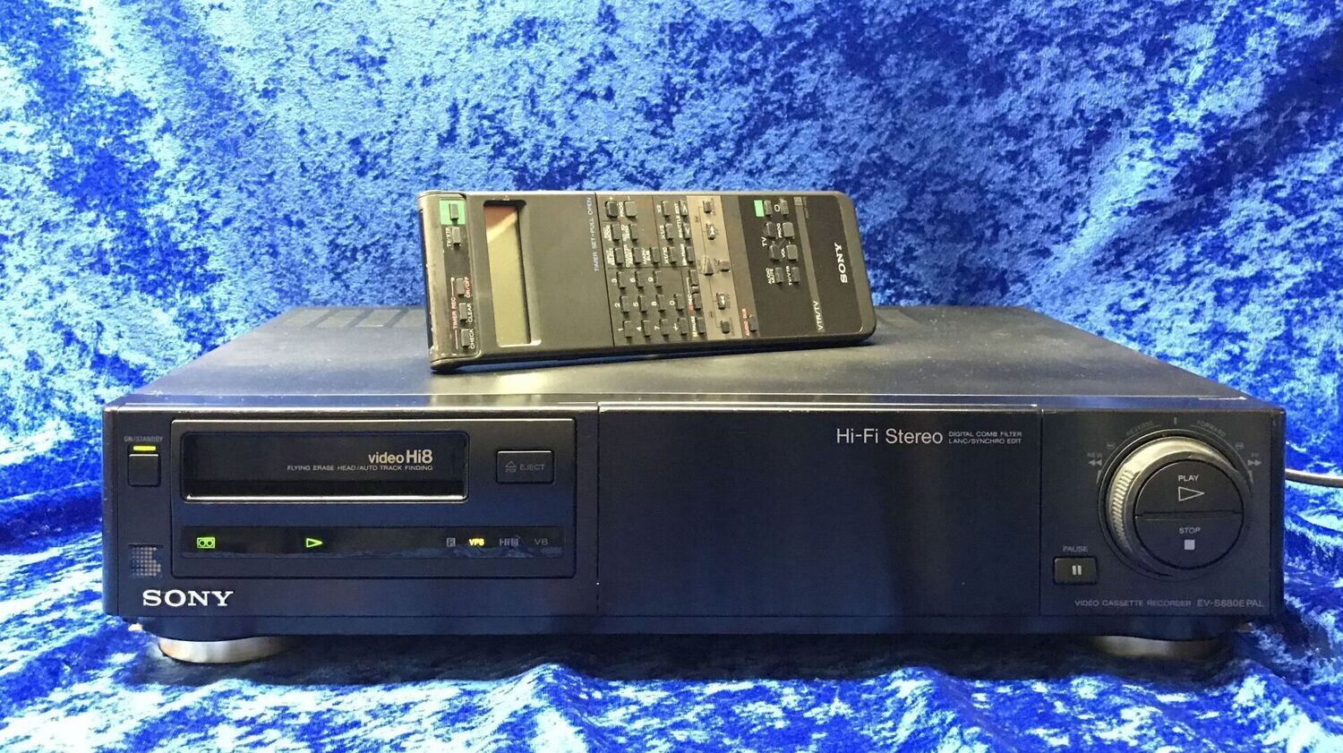 HI8 SONY EVC880E
