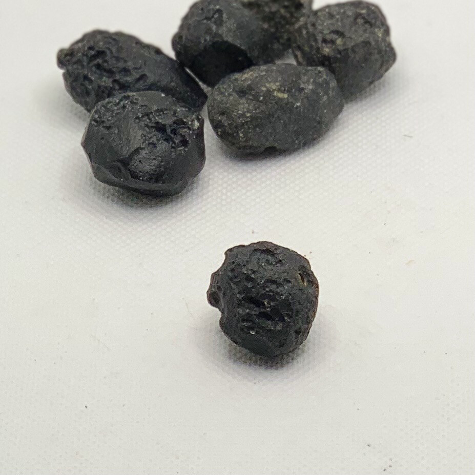 Tektite