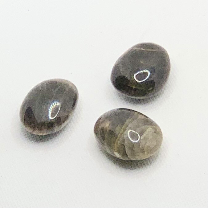 Black Moonstone Thumb (S) Black Moonstone Thumb (S)