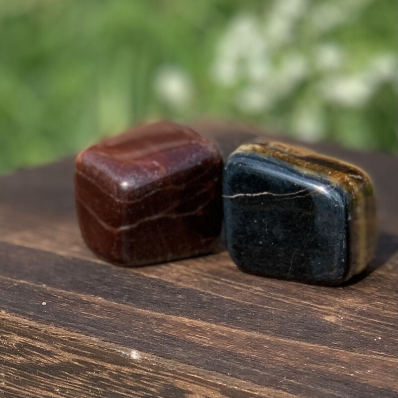 Red & Blue Tiger Eye XL