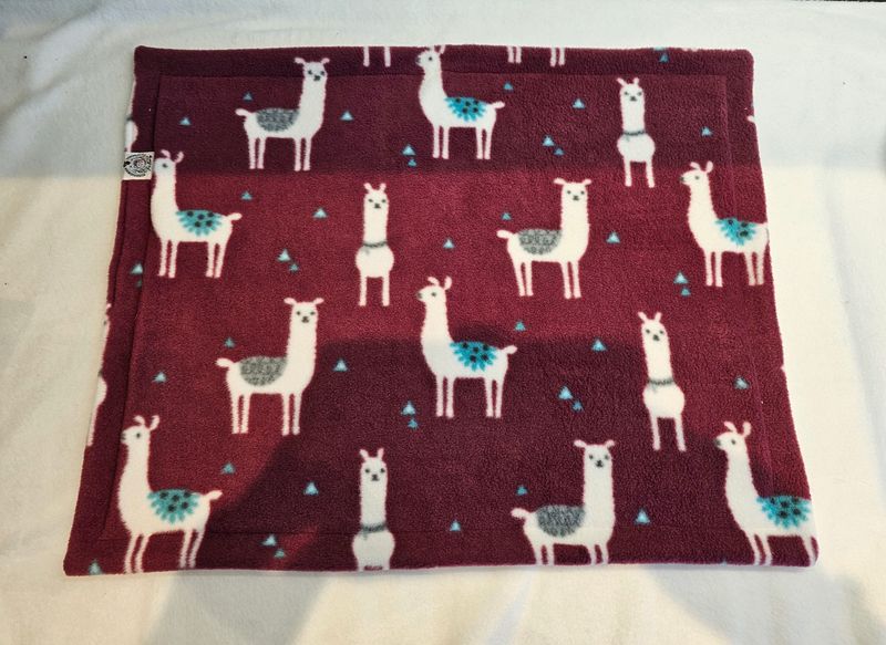 Pipipad Alpaka bordeaux 40x50