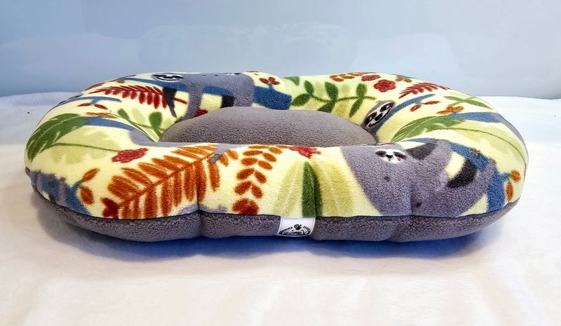 Kissen Oval Faultiere grau