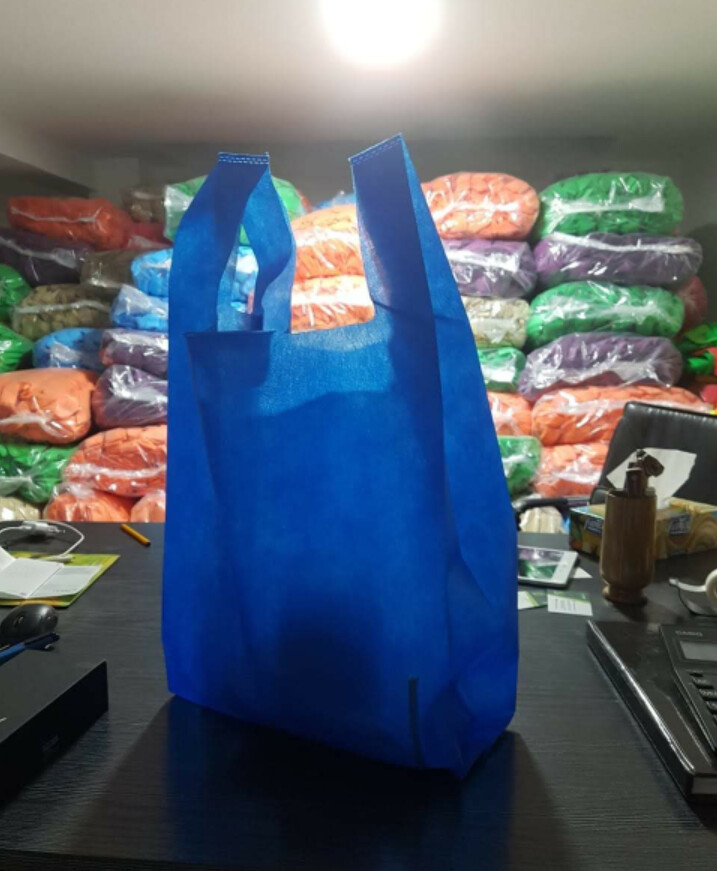 500 unidades. Bolsa tipo supermercado 24x42x12 cm.