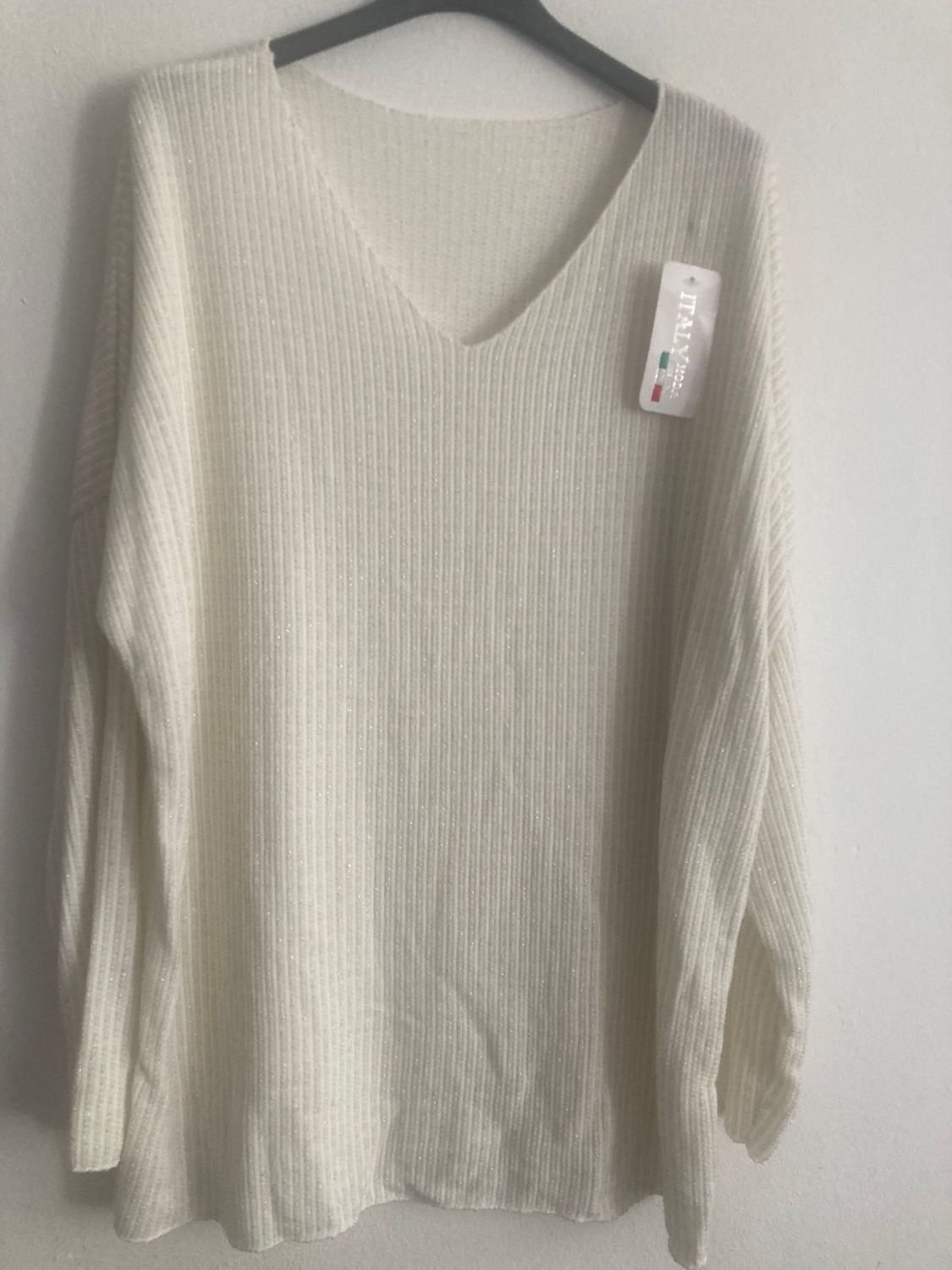 Pulli  Die Qualität: 68% Viskose  14% Polyester 13% Nylon 5% Elasthan