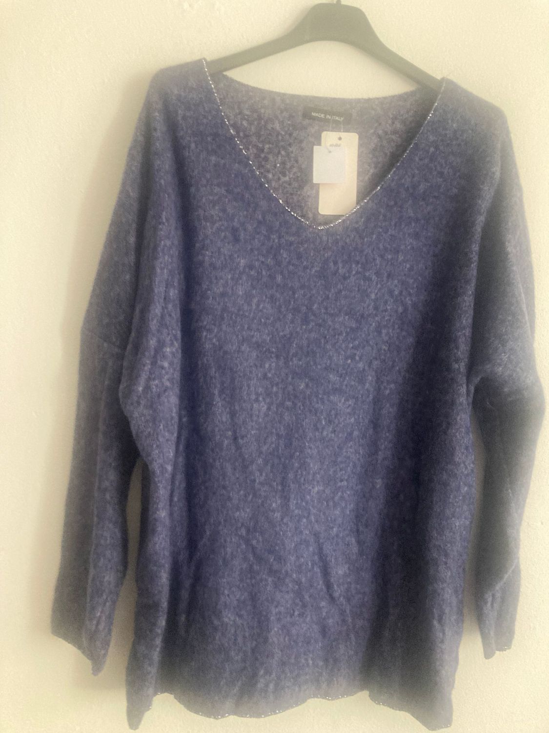 Shirt Die Qualität: 70% Cotton 15% Viskose 13% Angora 2% Rulex