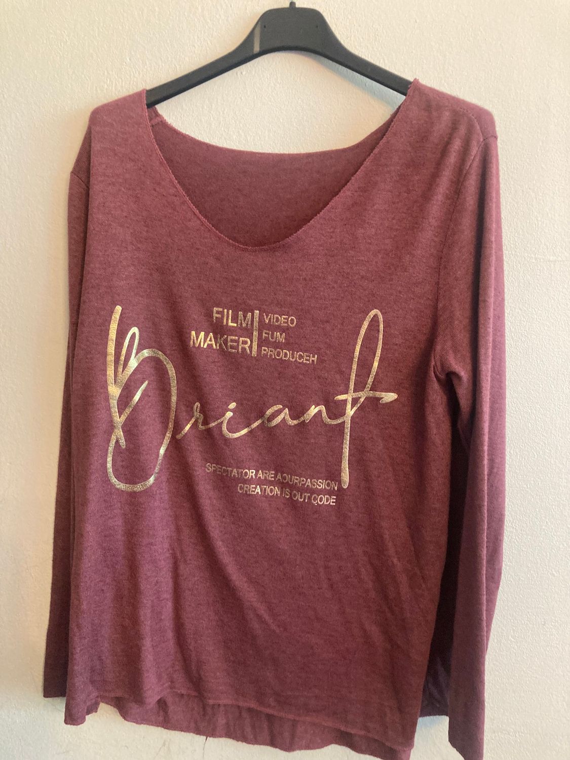 Shirt  Die Qualität: 49% Viskose  29% Nylon