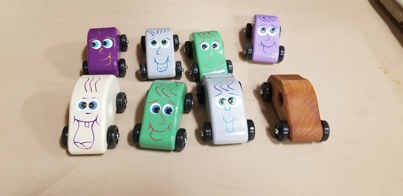 Box of 100 Finished Cars