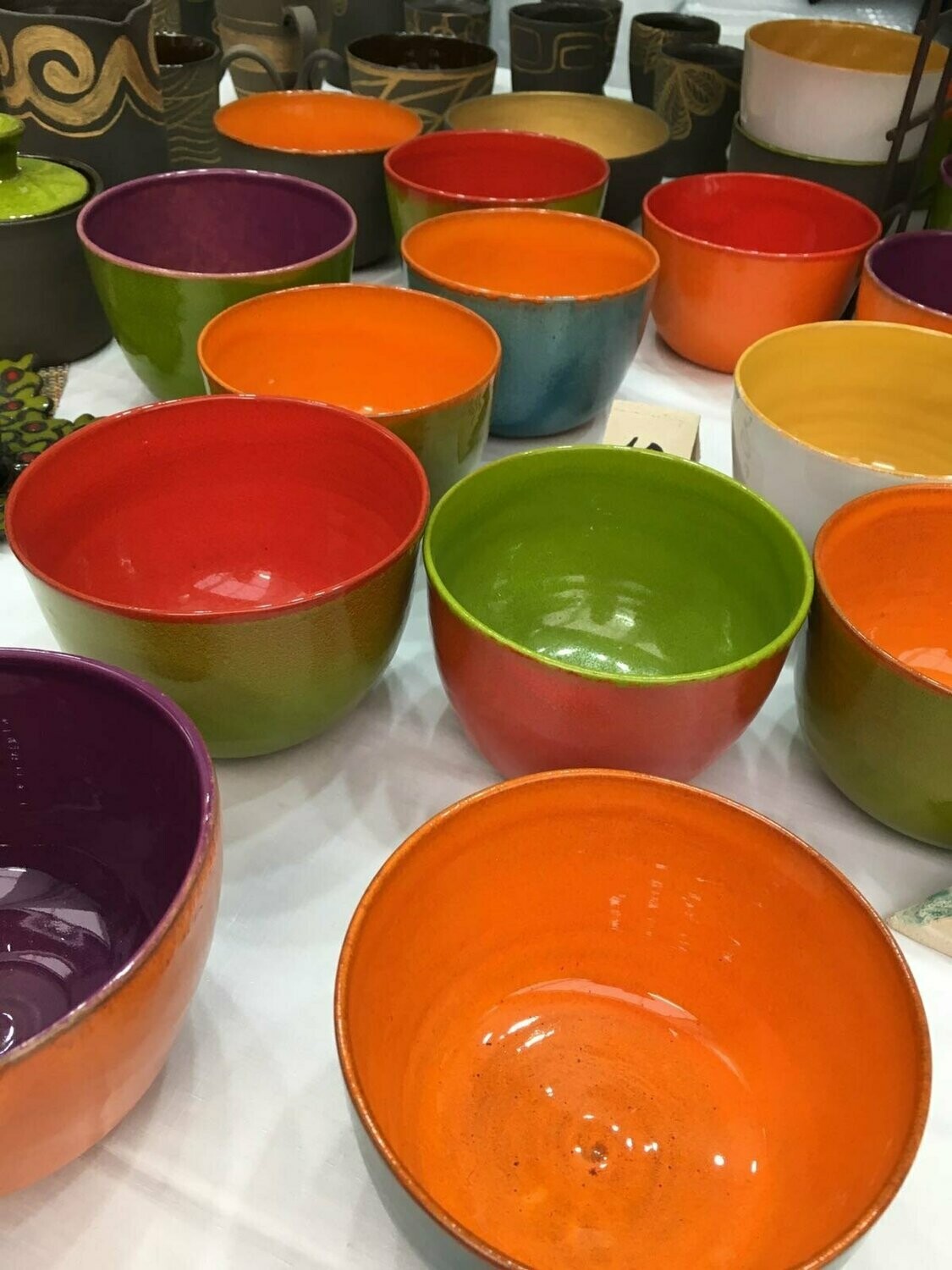 Cuencos dos colores. 13 cm x 8 cm.