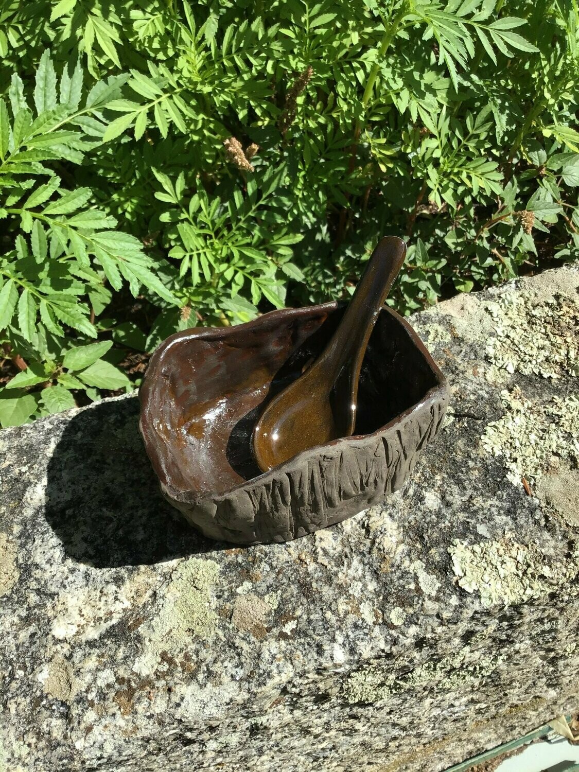 Salsera miel.   14 cm x 6 cm.