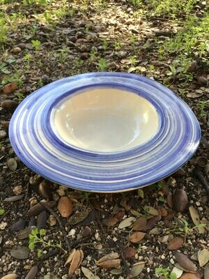 Plato hondo azul oscuro