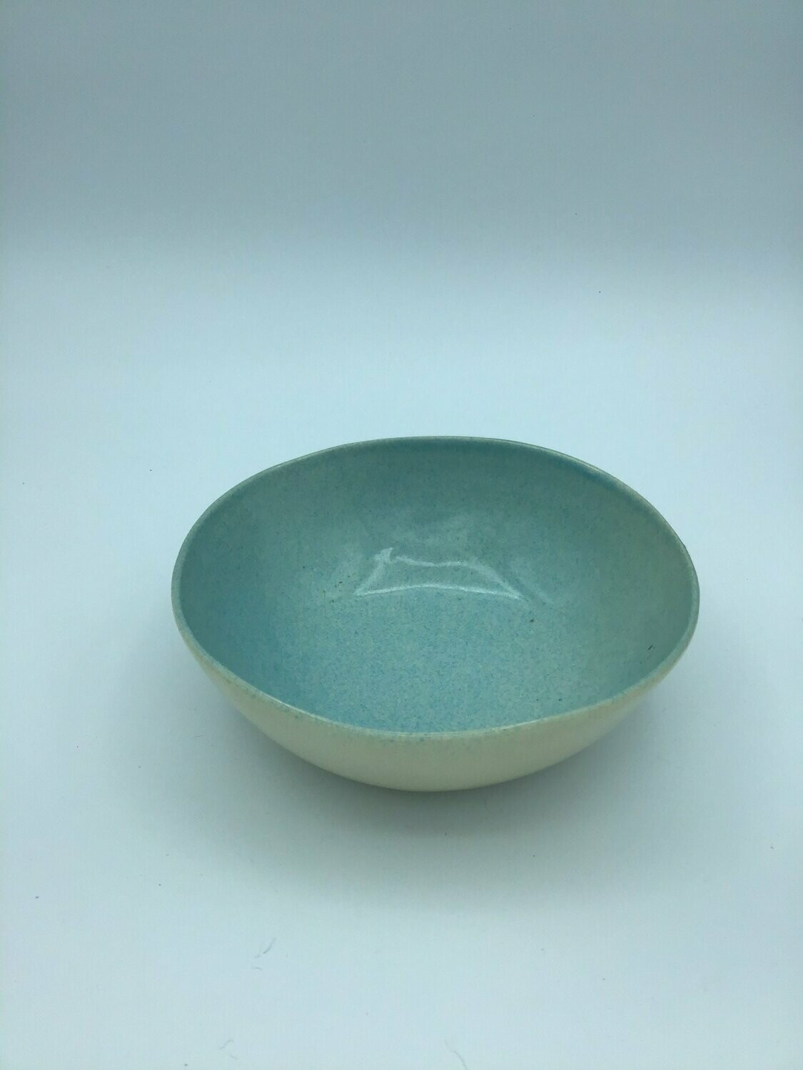 Ensaladera Pequeña Azul claro 18 cm x 6.5 cm.