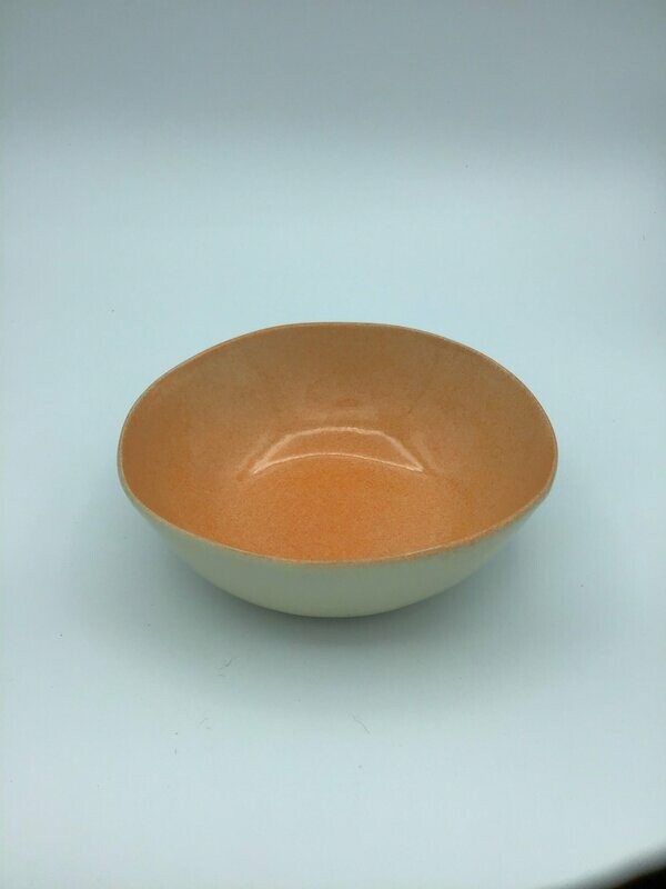 Ensaladera Pequeña Naranja 18 cm x 6.5 cm.